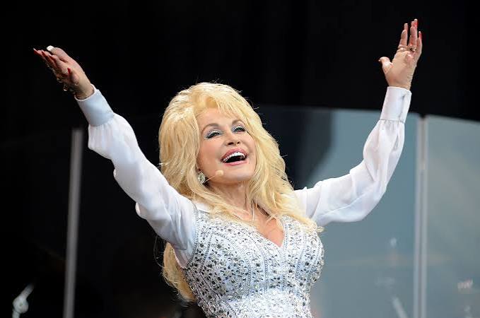 Dolly Parton Dead at 80: Mourning the Incredible Life, Music, and Global Philanthropic Legacy of the Queen of Country