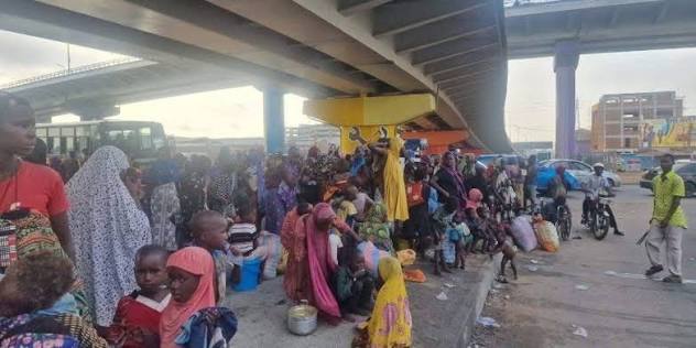 Ghana Immigration Service Removes 1,055 Street Beggars and Undocumented Immigrants from Accra and Kumasi